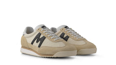 Mestari 76 Boulder / Jet Black - Lifestyle sneakers | Karhu near me