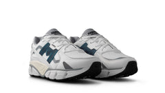 Super Fulcrum White / Deep Navy - Lifestyle shoes | Karhu on sale