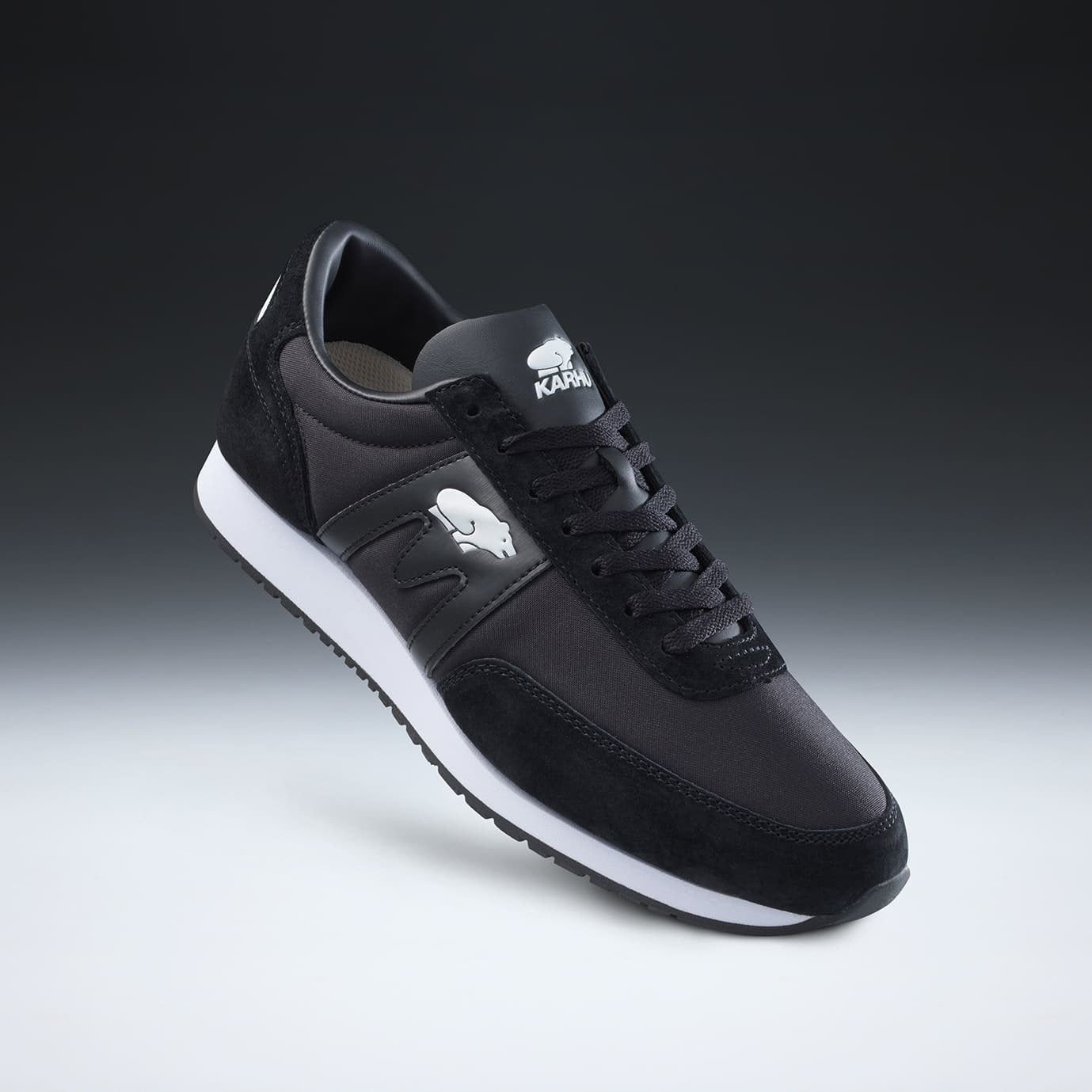 Albatross 82 - Black / Black | Karhu discount