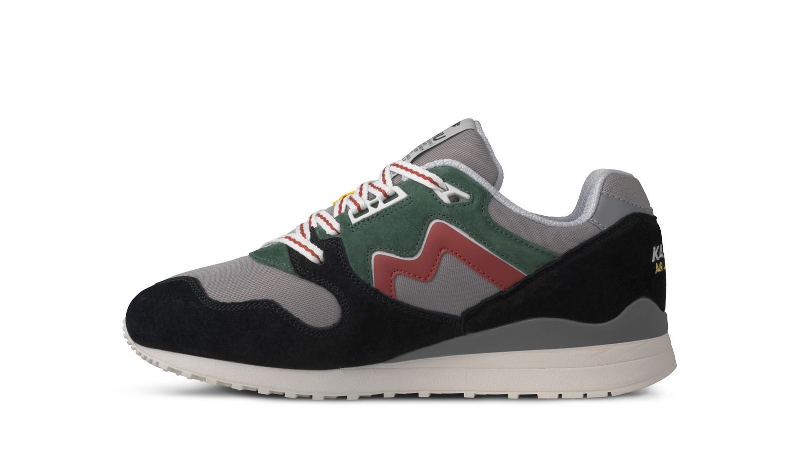 Synchron classic - jet black / hot sauce | Karhu sale