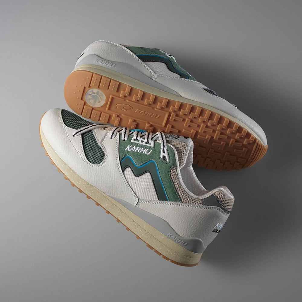 Synchron ClassicLily White / Forest Green | Karhu discount
