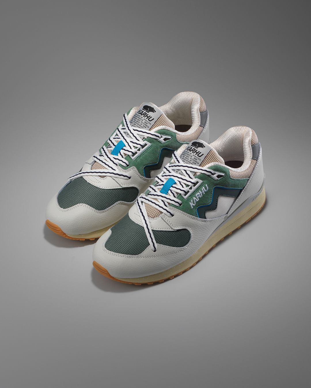 Synchron ClassicLily White / Forest Green | Karhu discount