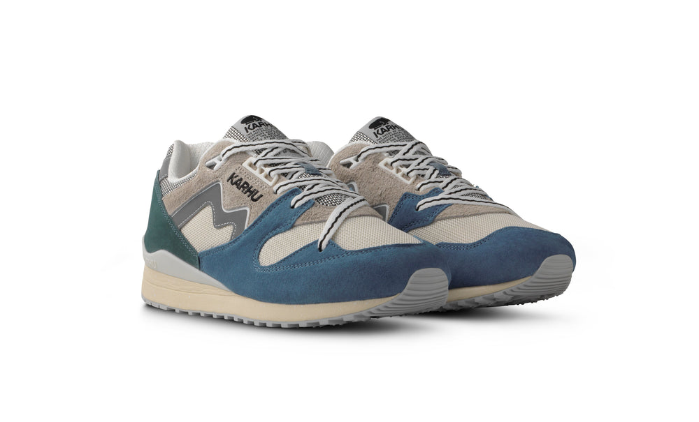 synchron classic coronet blue / silver lining | Karhu US