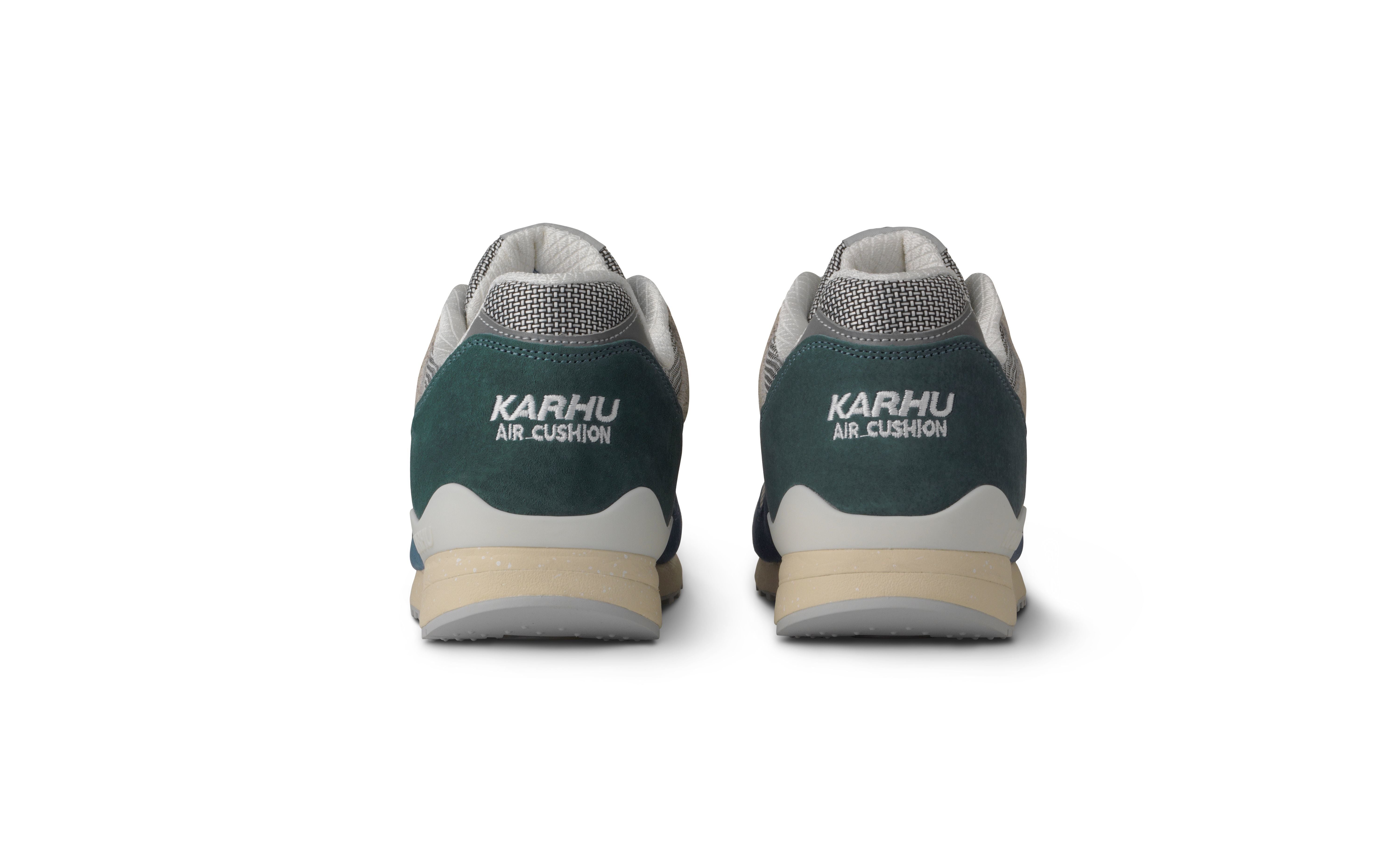 synchron classic coronet blue / silver lining | Karhu US