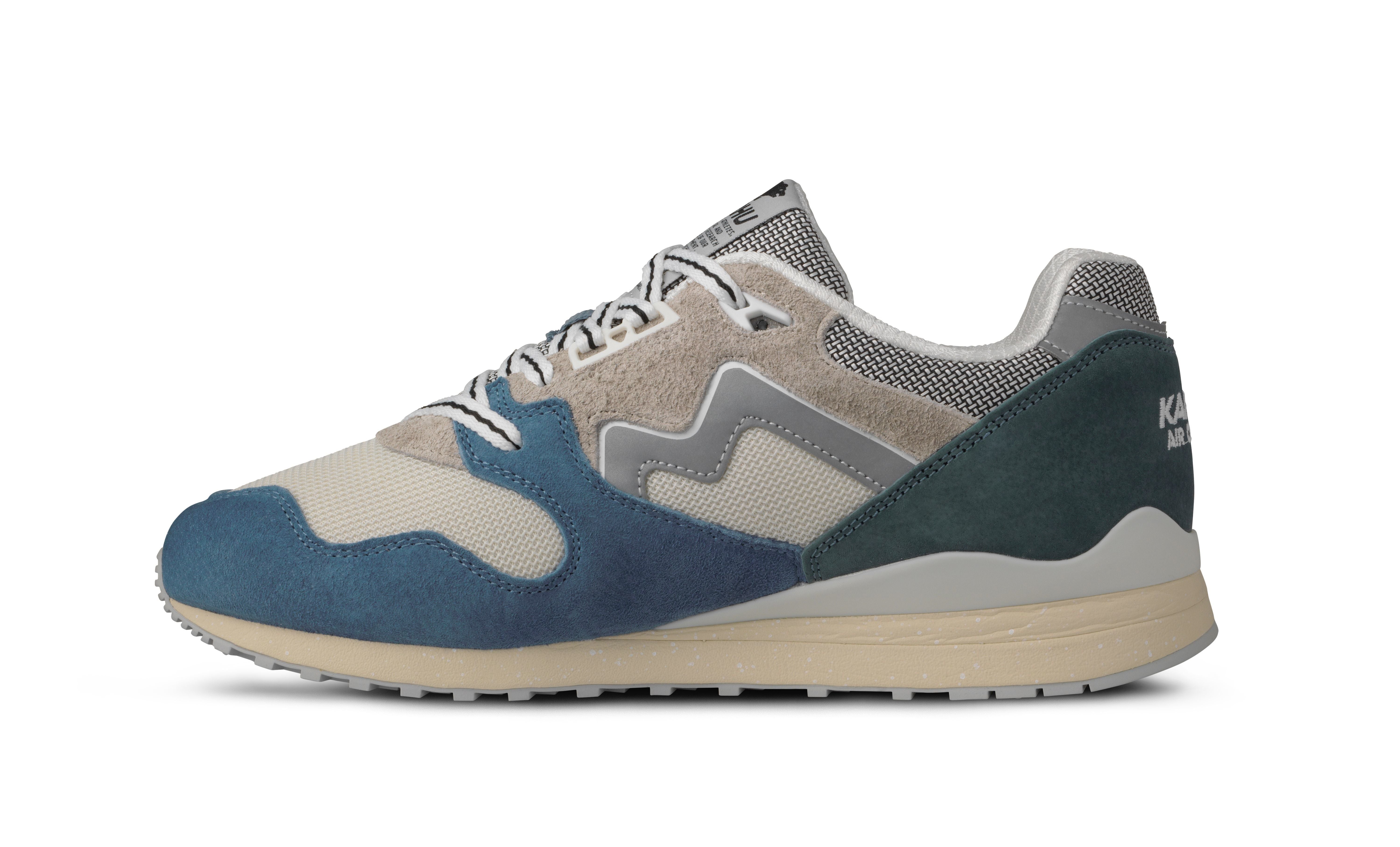 synchron classic coronet blue / silver lining | Karhu US