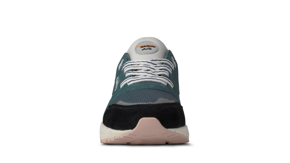 Aria 95 jet black/stormy weather | Karhu outlet