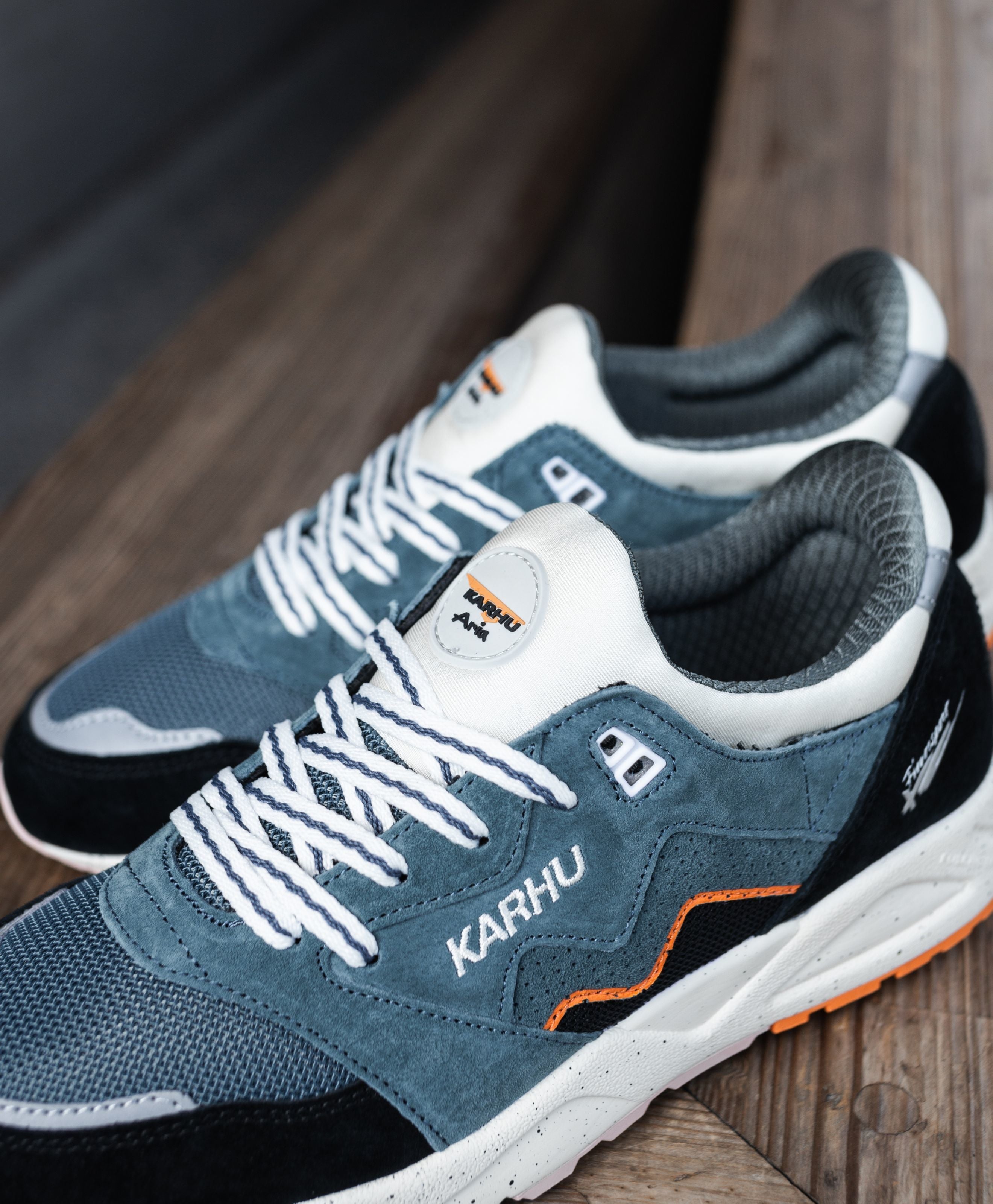 Aria 95 jet black/stormy weather | Karhu outlet