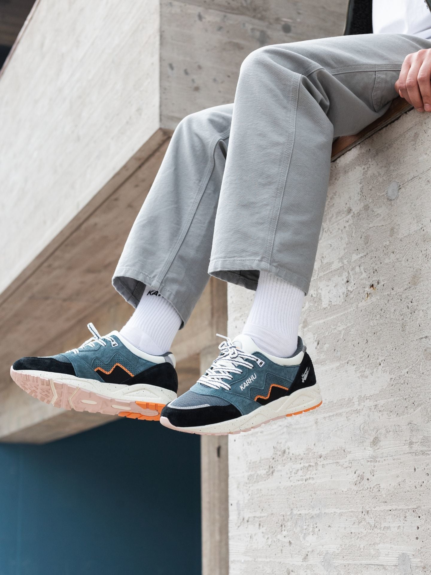 Aria 95 jet black/stormy weather | Karhu outlet