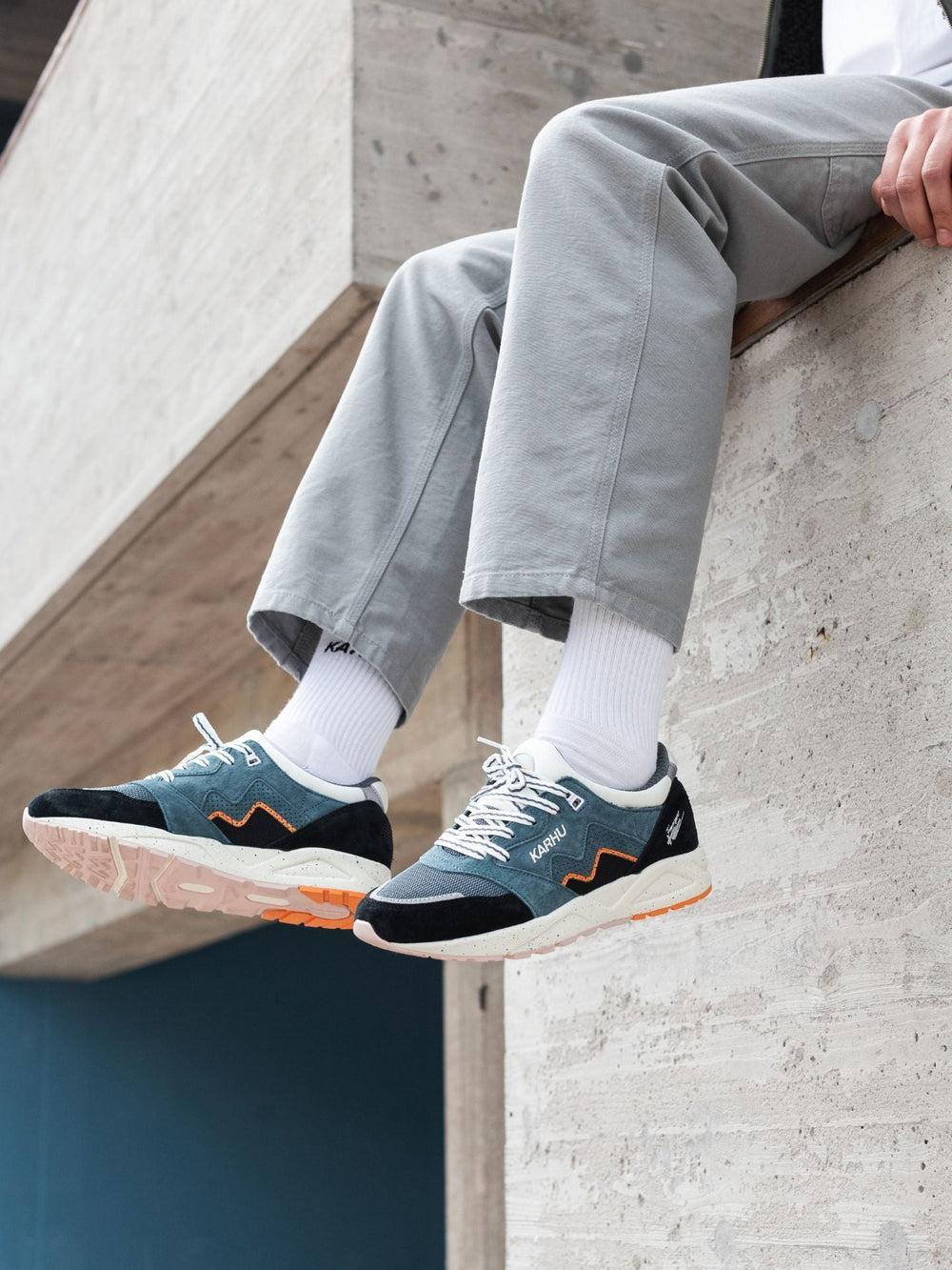 Aria 95 jet black/stormy weather | Karhu outlet