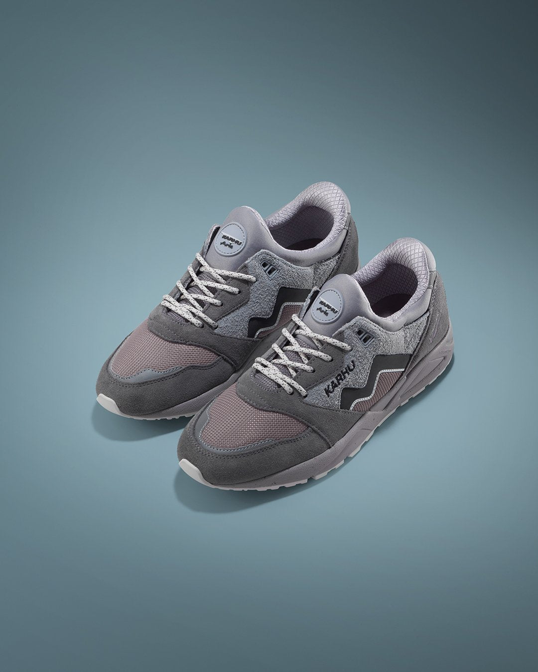 Aria 95 Smoked Pearl / Caviar | Karhu online