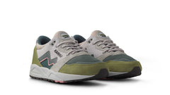 aria 95 - sphagnum / dark forest | Karhu for sale