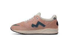 Aria 95 Cameo Rose / Blue Mirage - F803125 Lifestyle sneakers | Karhu near me