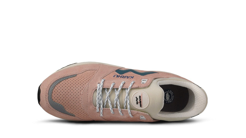 Aria 95 Cameo Rose / Blue Mirage - F803125 Lifestyle sneakers | Karhu near me