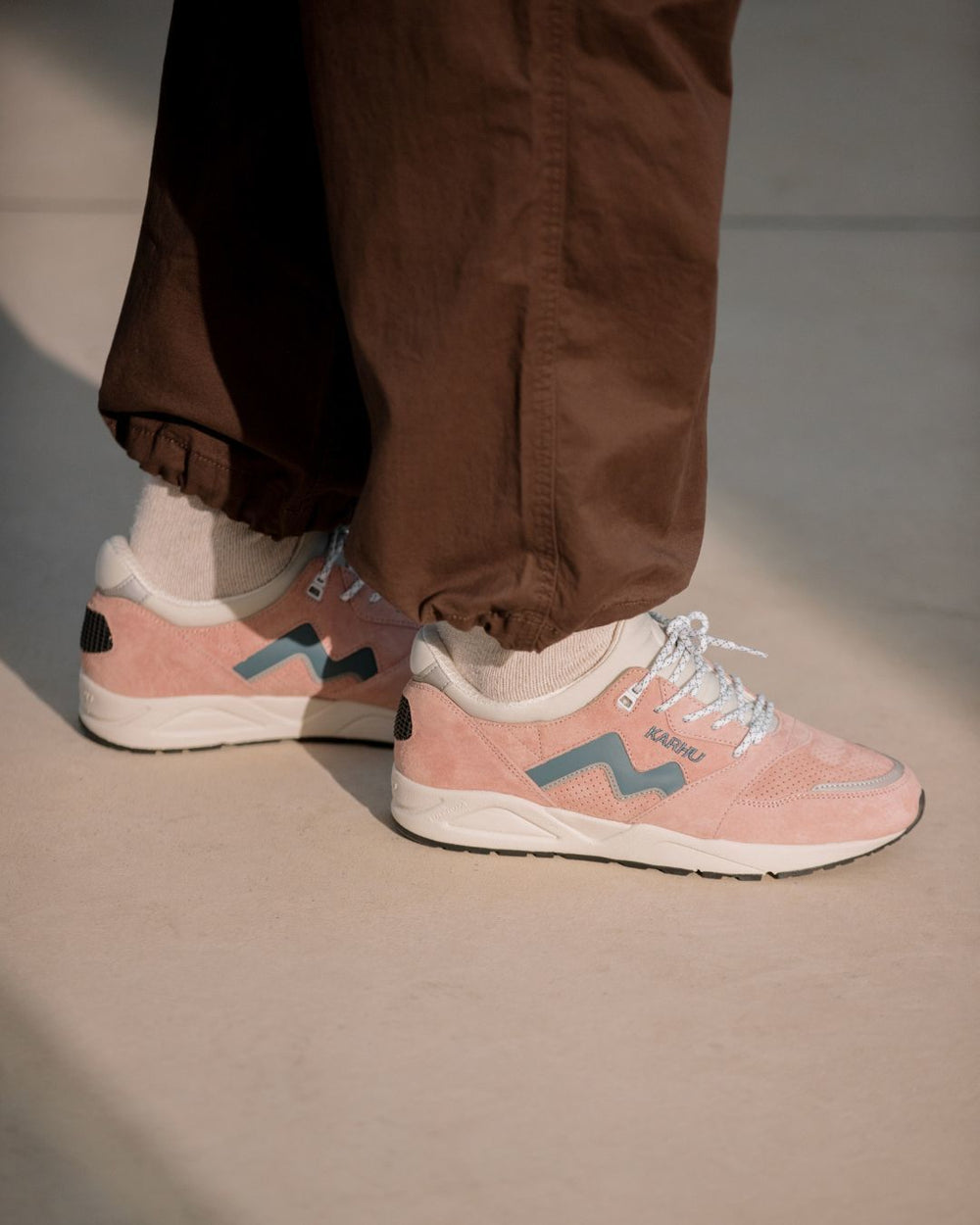 Aria 95 Cameo Rose / Blue Mirage - F803125 Lifestyle sneakers | Karhu near me