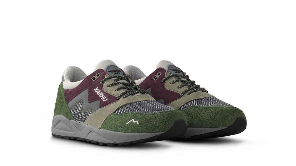 Aria 95 - Bronze Green / Fig | Karhu online