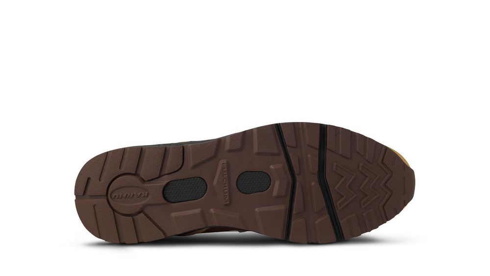 Aria 95 - Oak Buff / White | Karhu near me