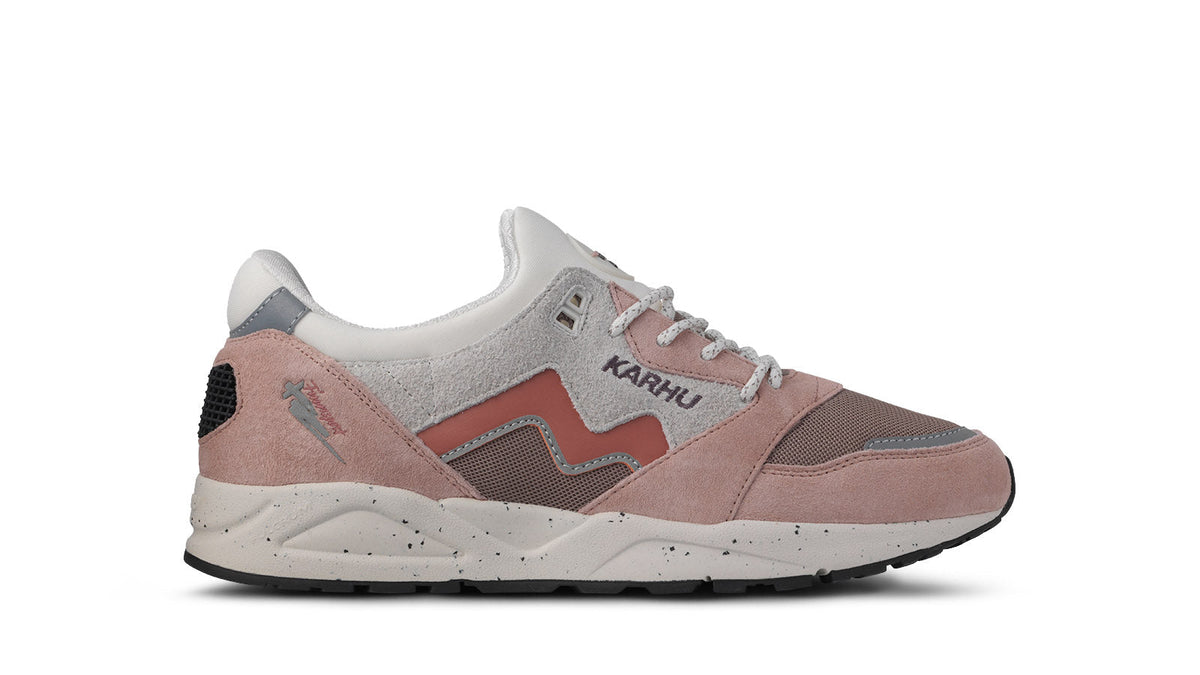 Aria 95 – Adobe Rose / Light Mahogany | Karhu for sale
