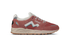 Aria 95 – Light Mahogany / White | Karhu on sale