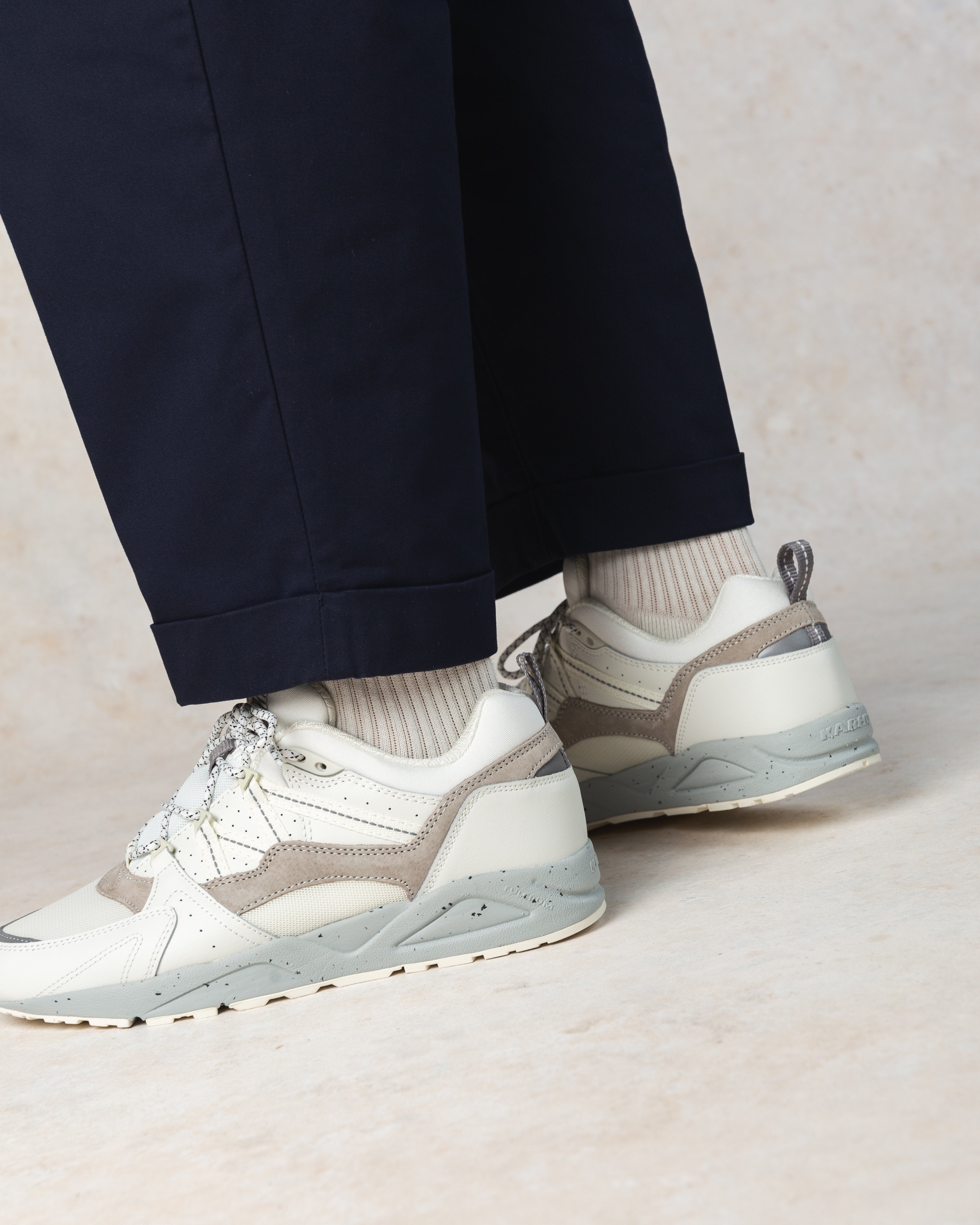 Fusion 2.0 Bright White / Foggy Dew | Karhu discount