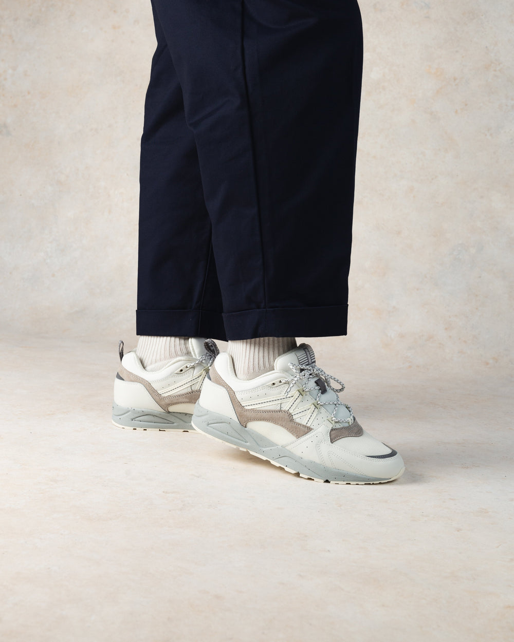 Fusion 2.0 Bright White / Foggy Dew | Karhu discount