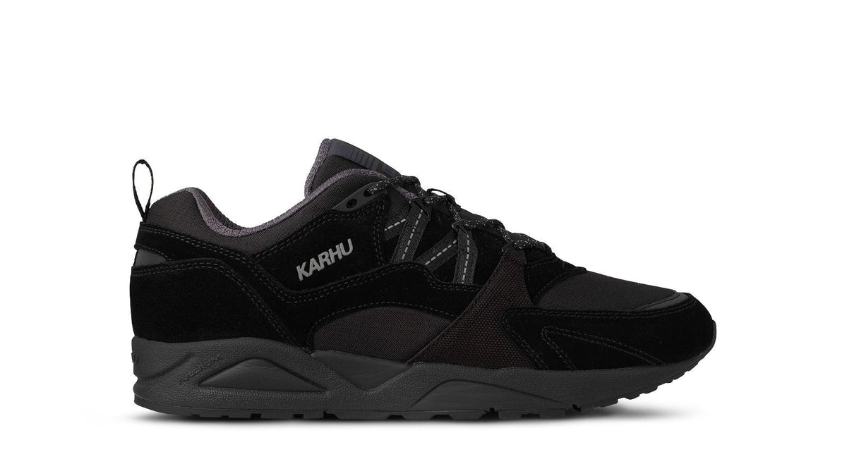 Fusion 2.0 – Jet Black / Nine Iron | Karhu US