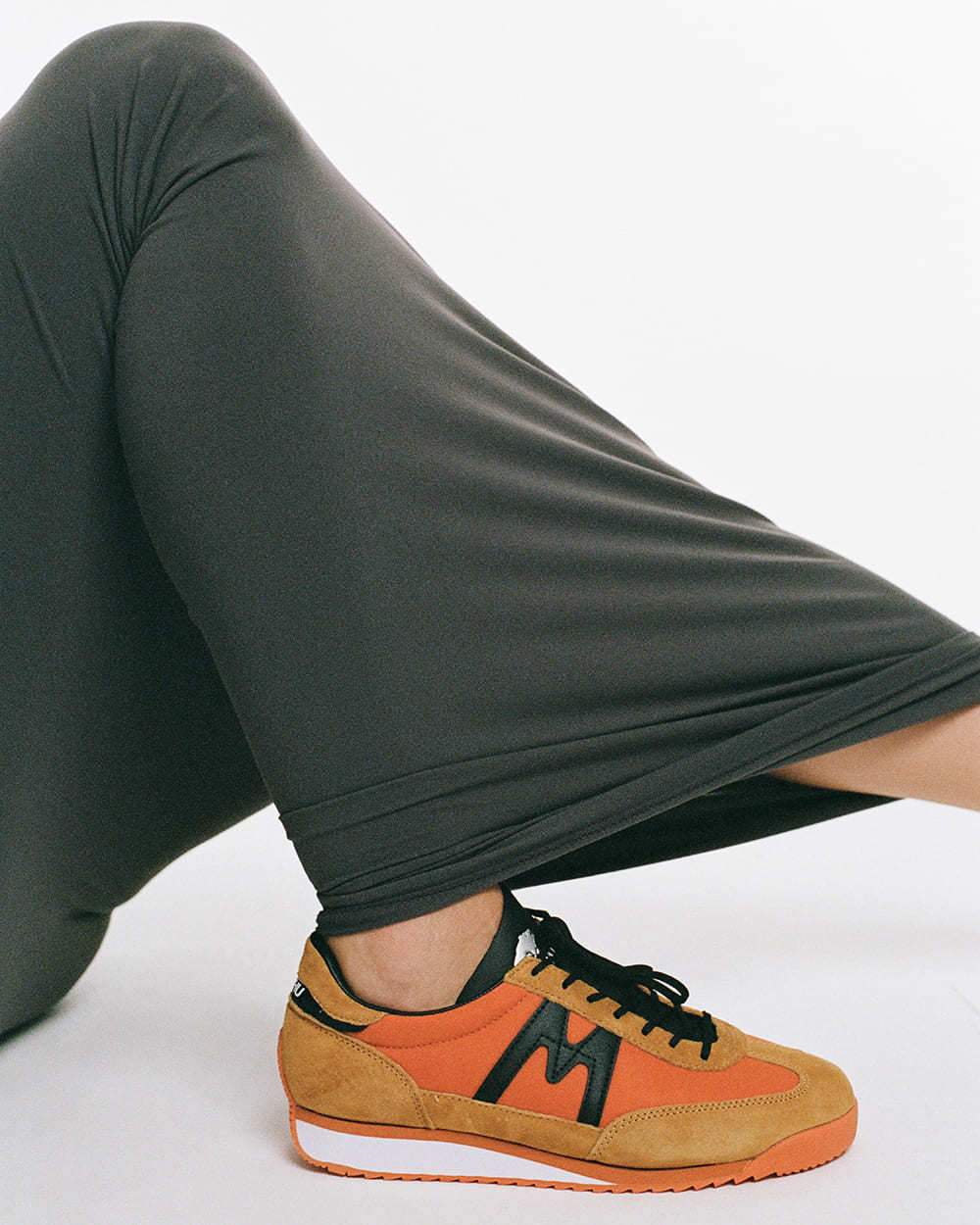 Mestari - Jaffa Orange / Black | Karhu on sale