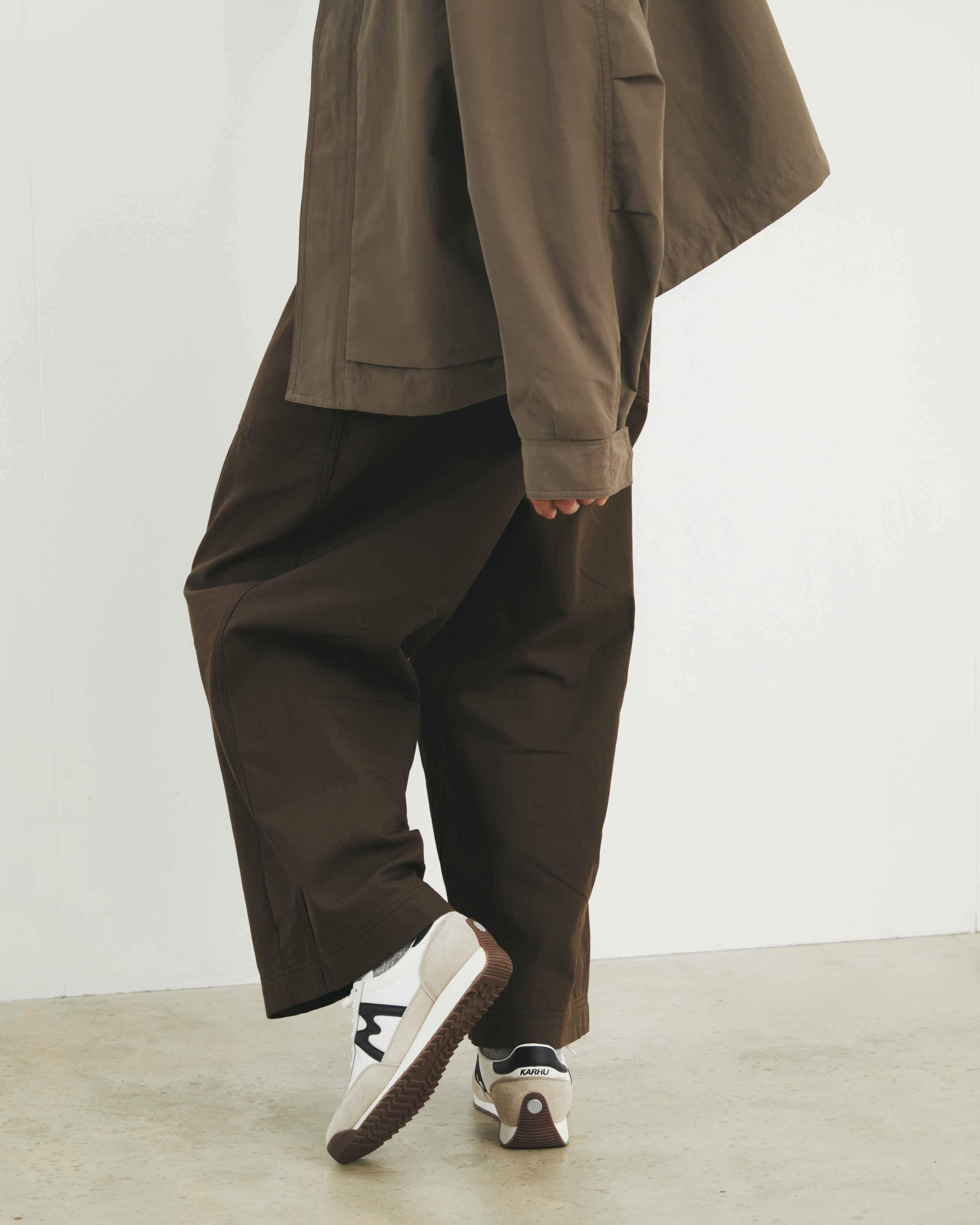 Mestari 76 – Silver Lining / Black | Karhu for sale