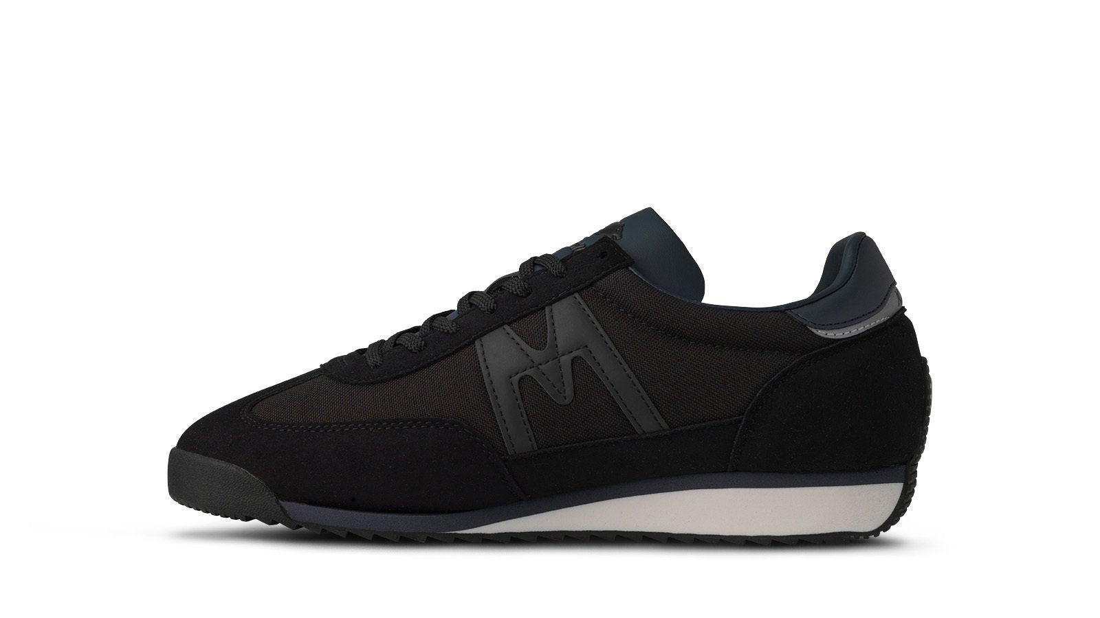 Mestari – Jet Black / India Ink | Karhu near me