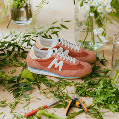 Mestari 76 Light Mahogany / Blanc de Blanc - Lifestyle sneakers | Karhu for sale