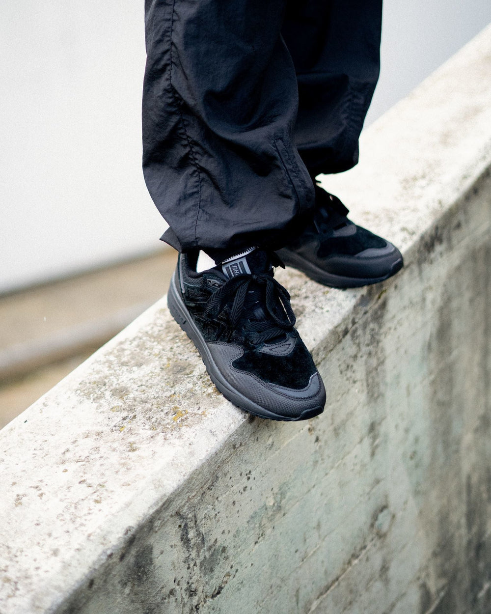 Legacy 96 - jet black / jet black | Karhu sale