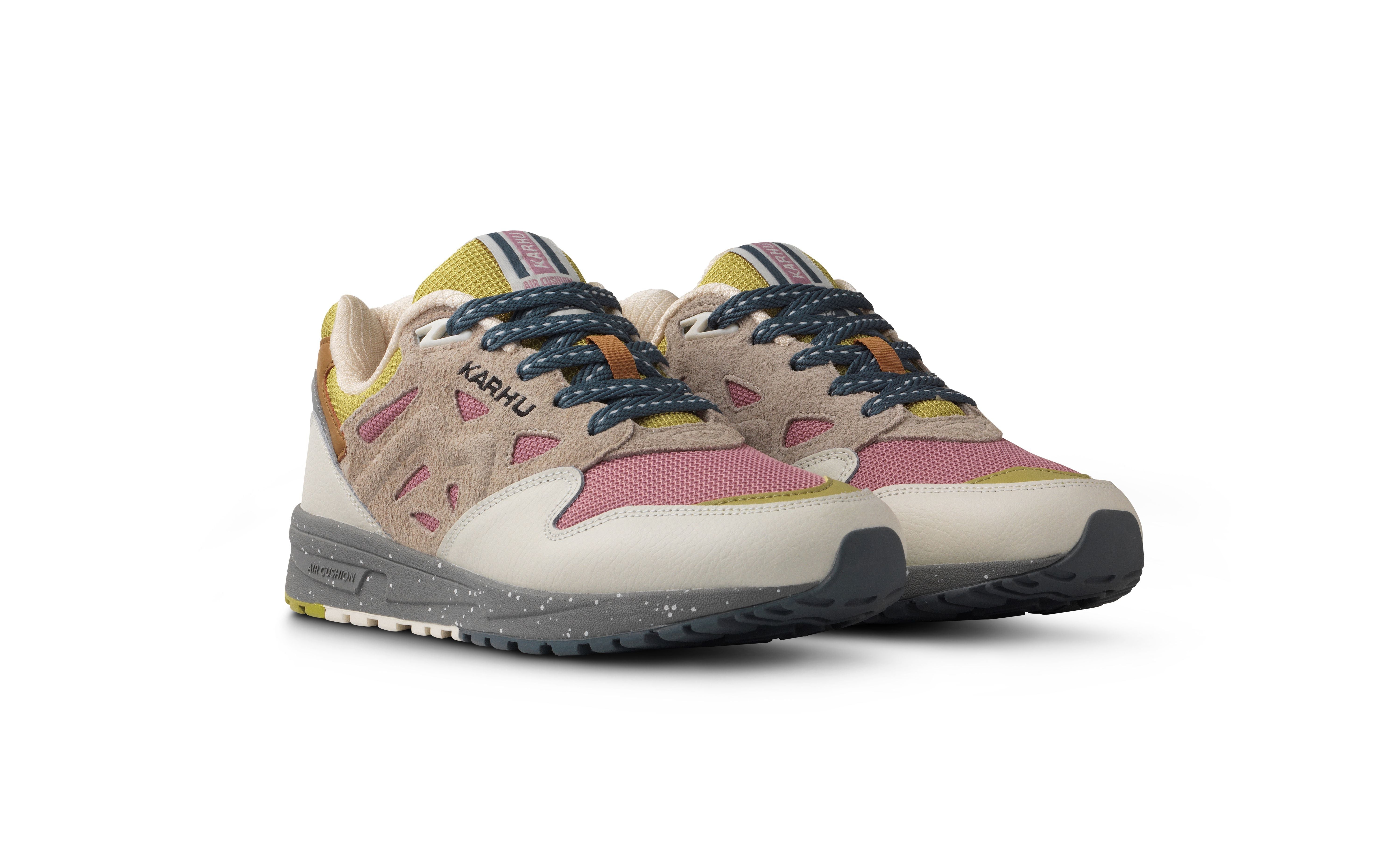 Legacy 96 lily white / lilas | Karhu US