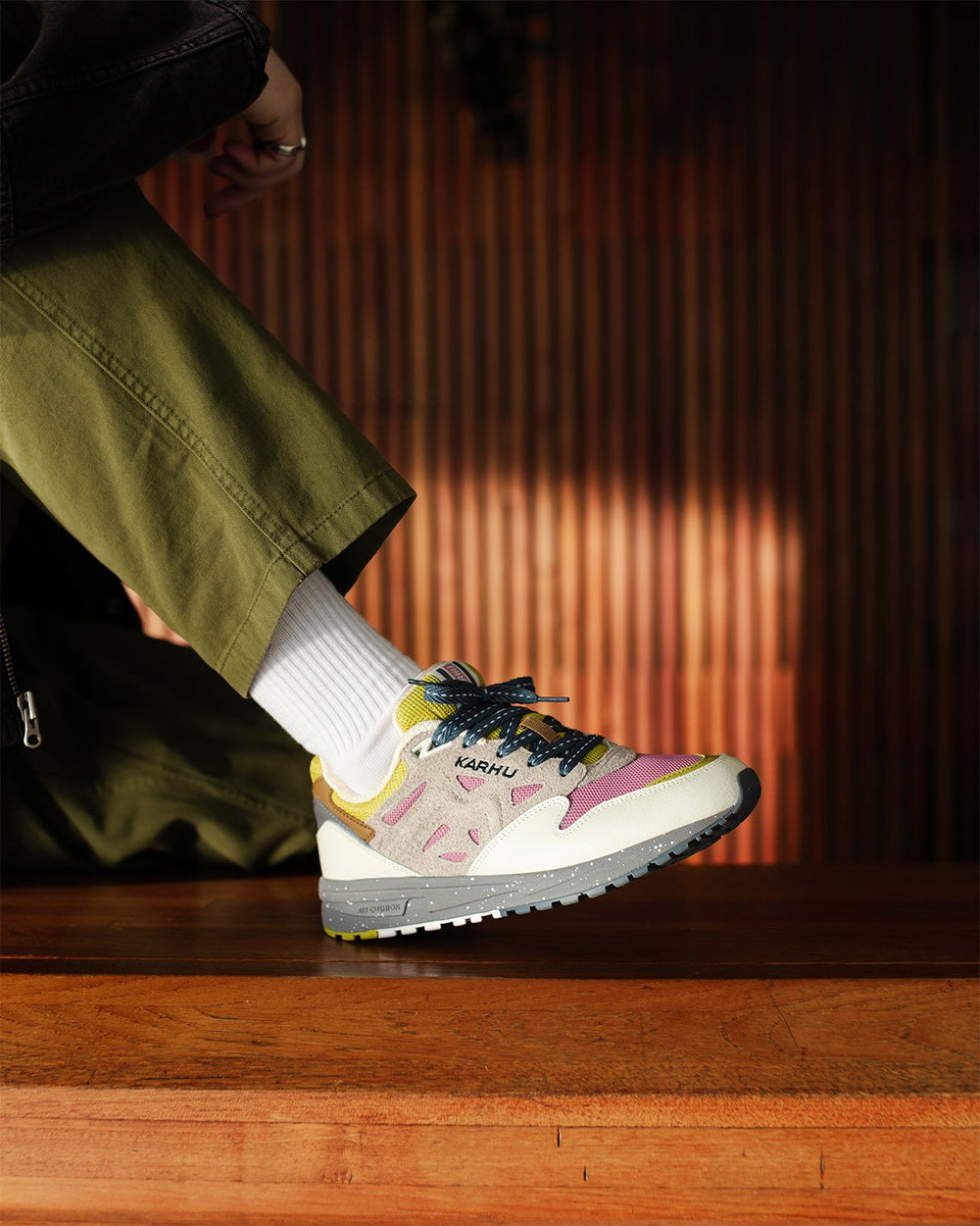 Legacy 96 lily white / lilas | Karhu US