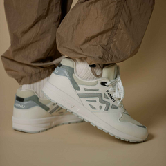 Legacy 96 Cloud Dancer / Limestone - F806083 Lifestyle sneakers | Karhu on sale