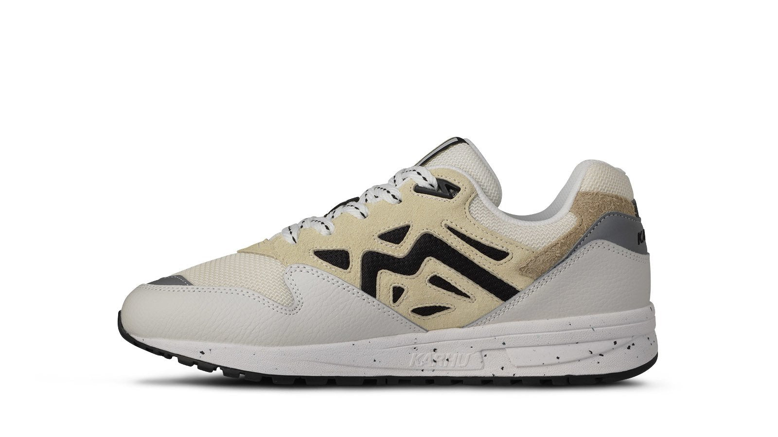 Legacy 96 Blanc de Blanc / Wood Ash - F806084 Lifestyle sneakers | Karhu discount