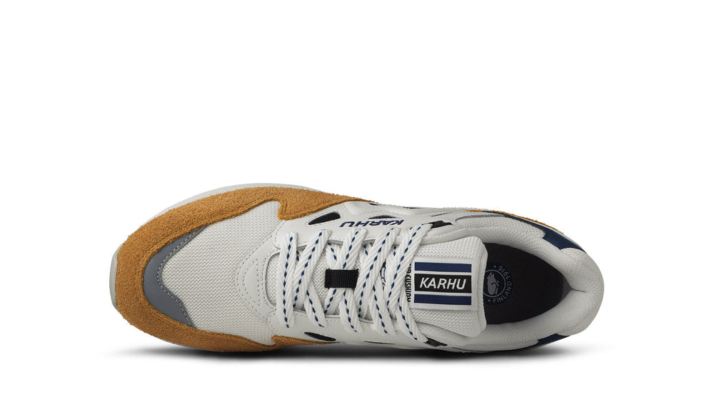 Legacy 96 – Pumpkin Spice / Bright White | Karhu on sale
