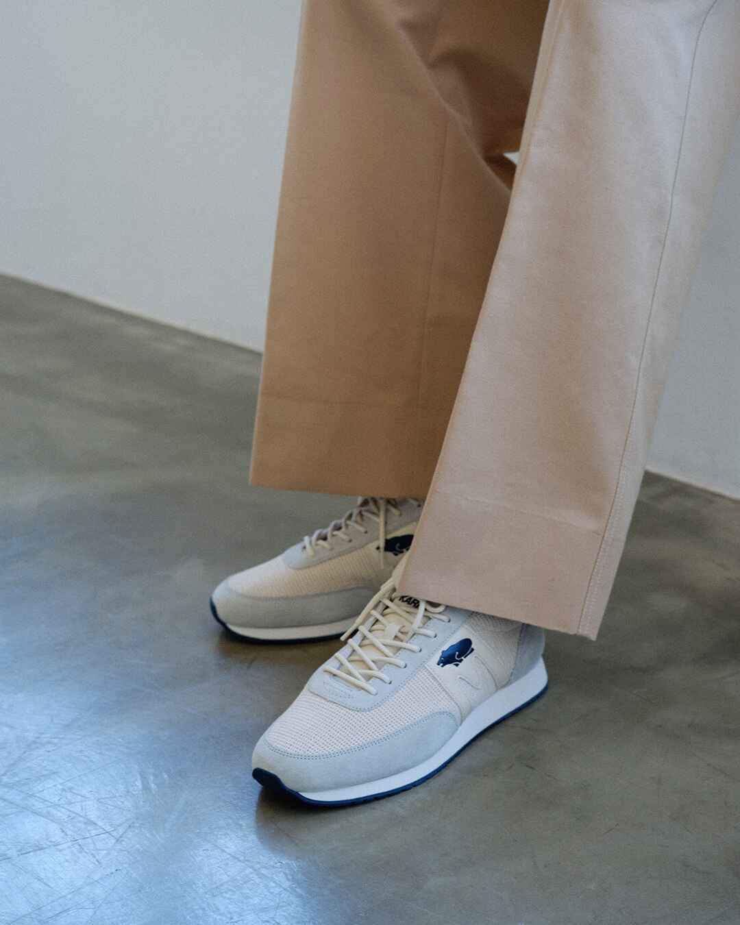 Albatross 82 Foggy Dew / Turtledove - F807060 Lifestyle sneakers | Karhu near me