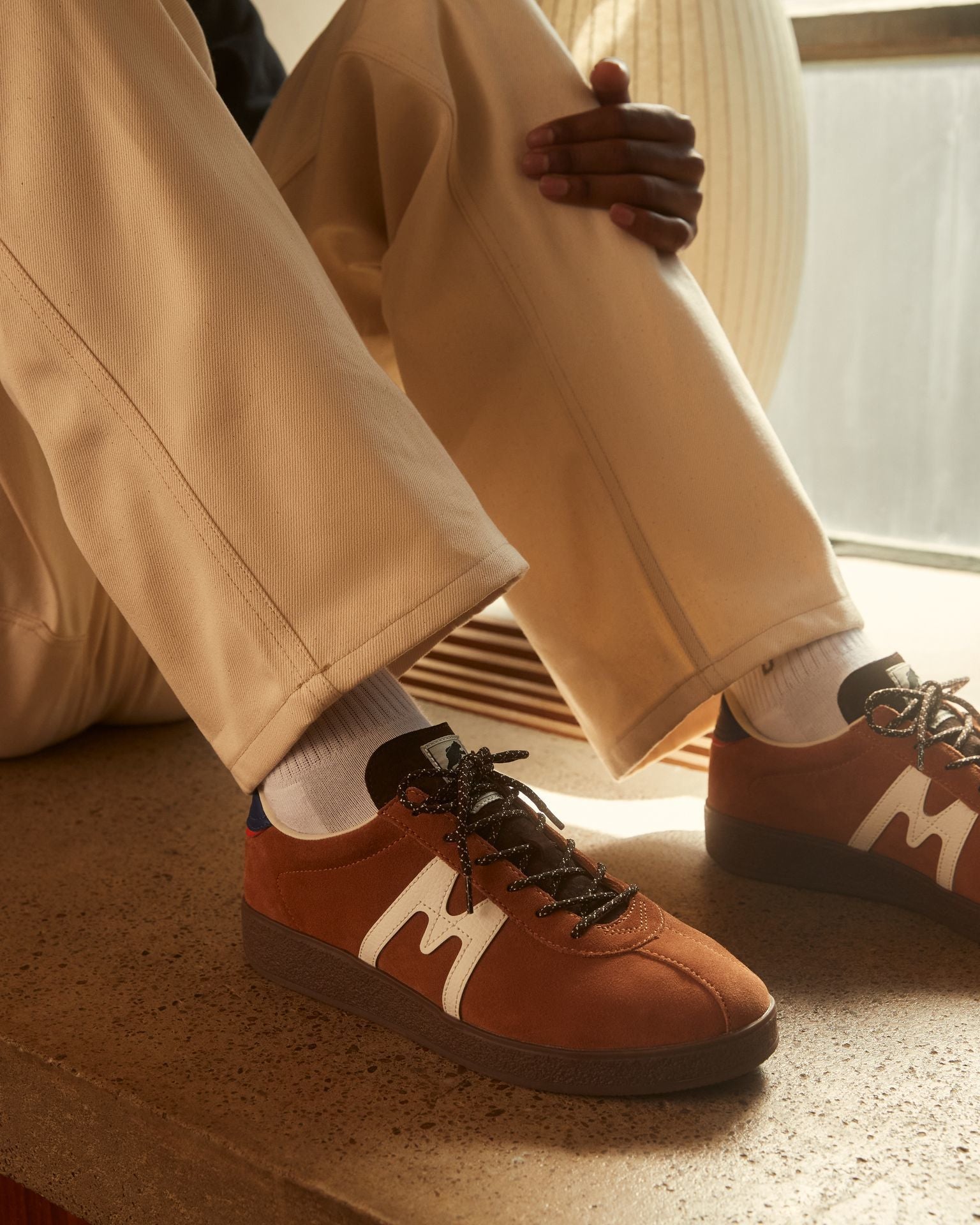 Trampas - brown sugar / bright white | Karhu US