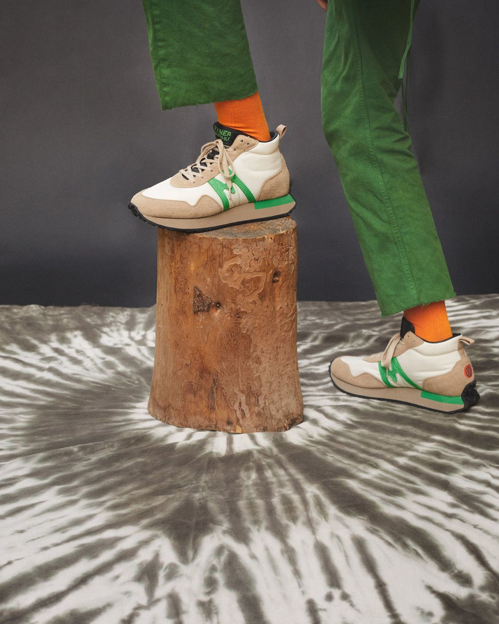 Karhu vyner ''m-runner'' - smoke gray / snow white | Karhu for sale