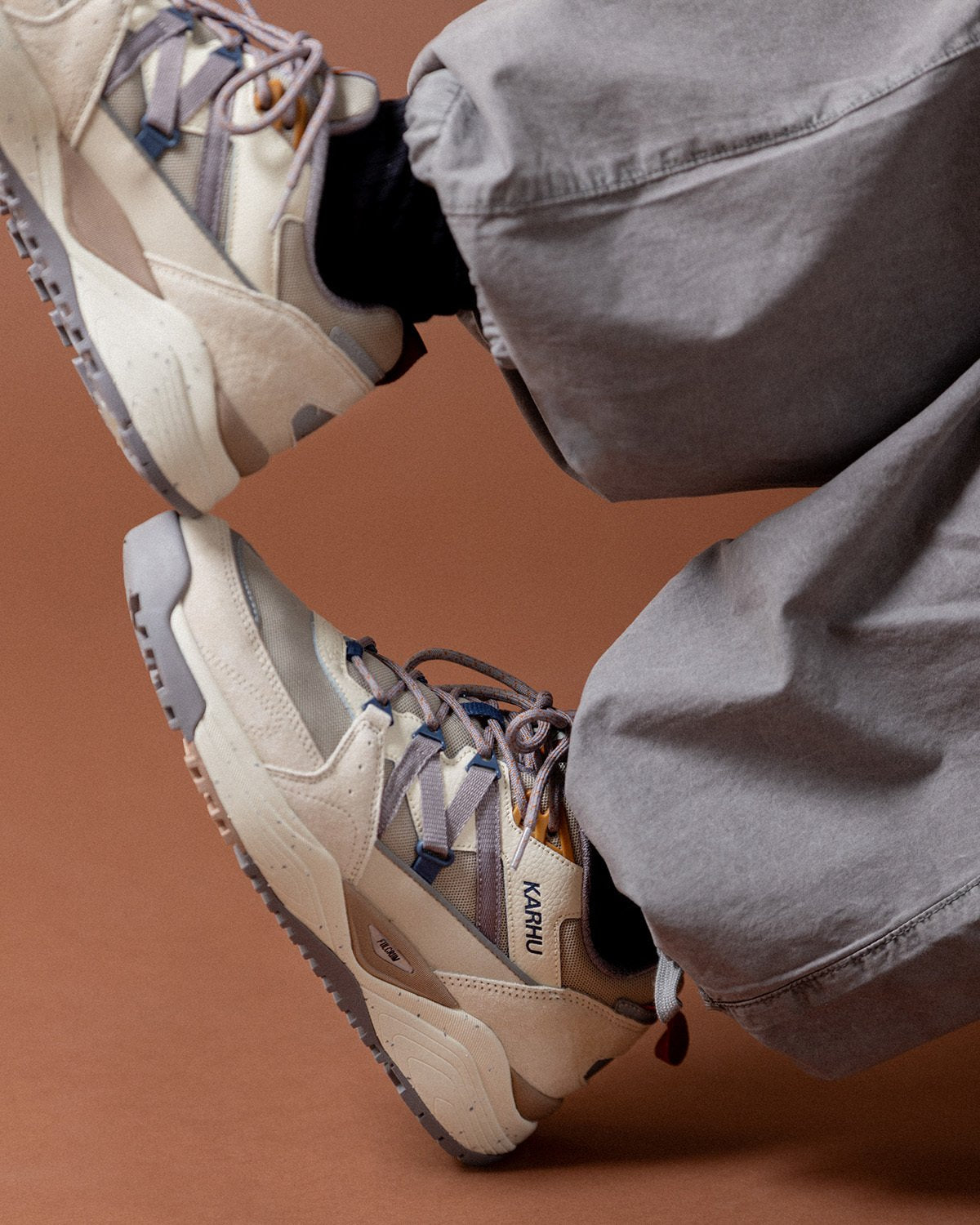 Fusion XC Silver Lining / Gull​ | Karhu online