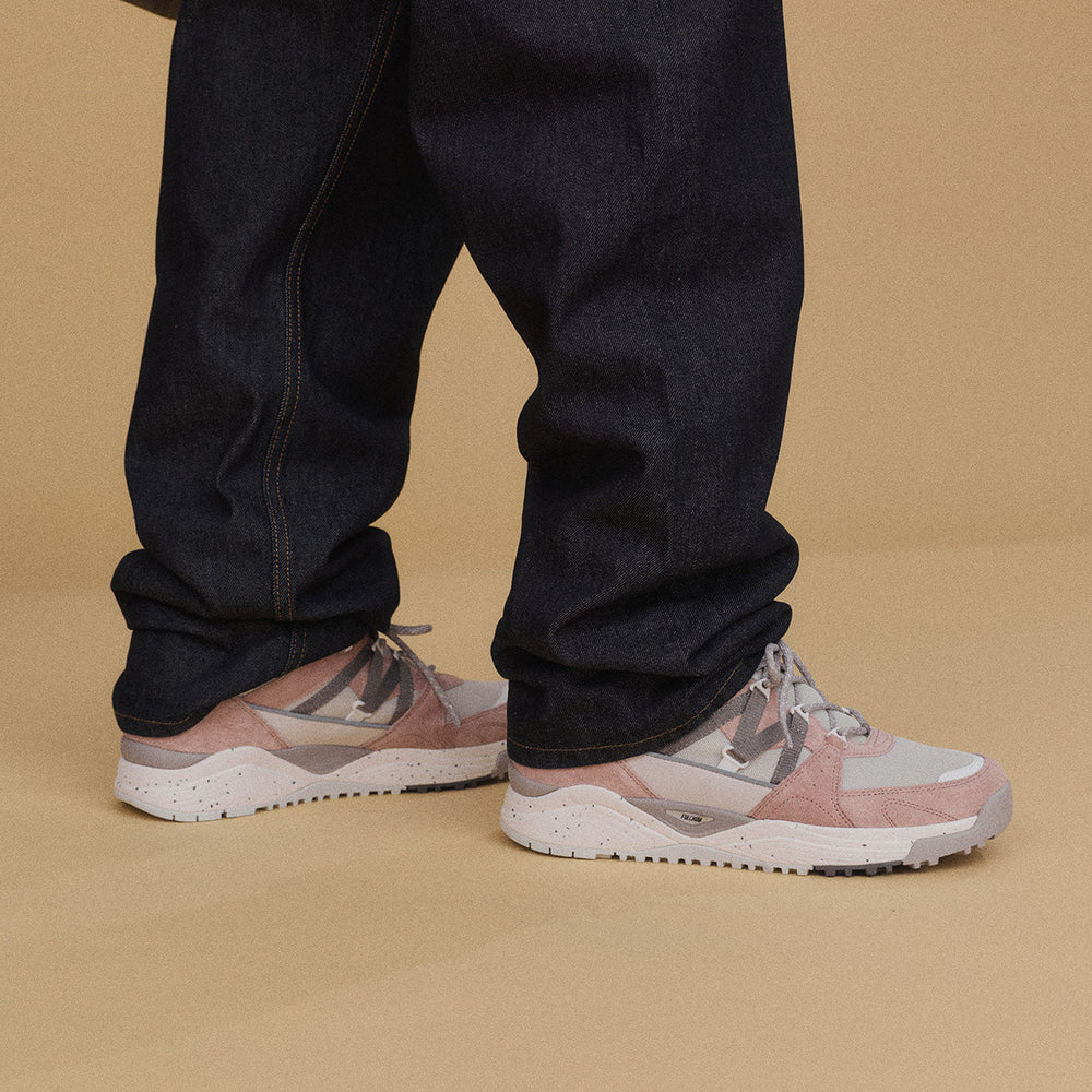 Fusion XC - Adobe Rose / Dark Gull Gray | Karhu US