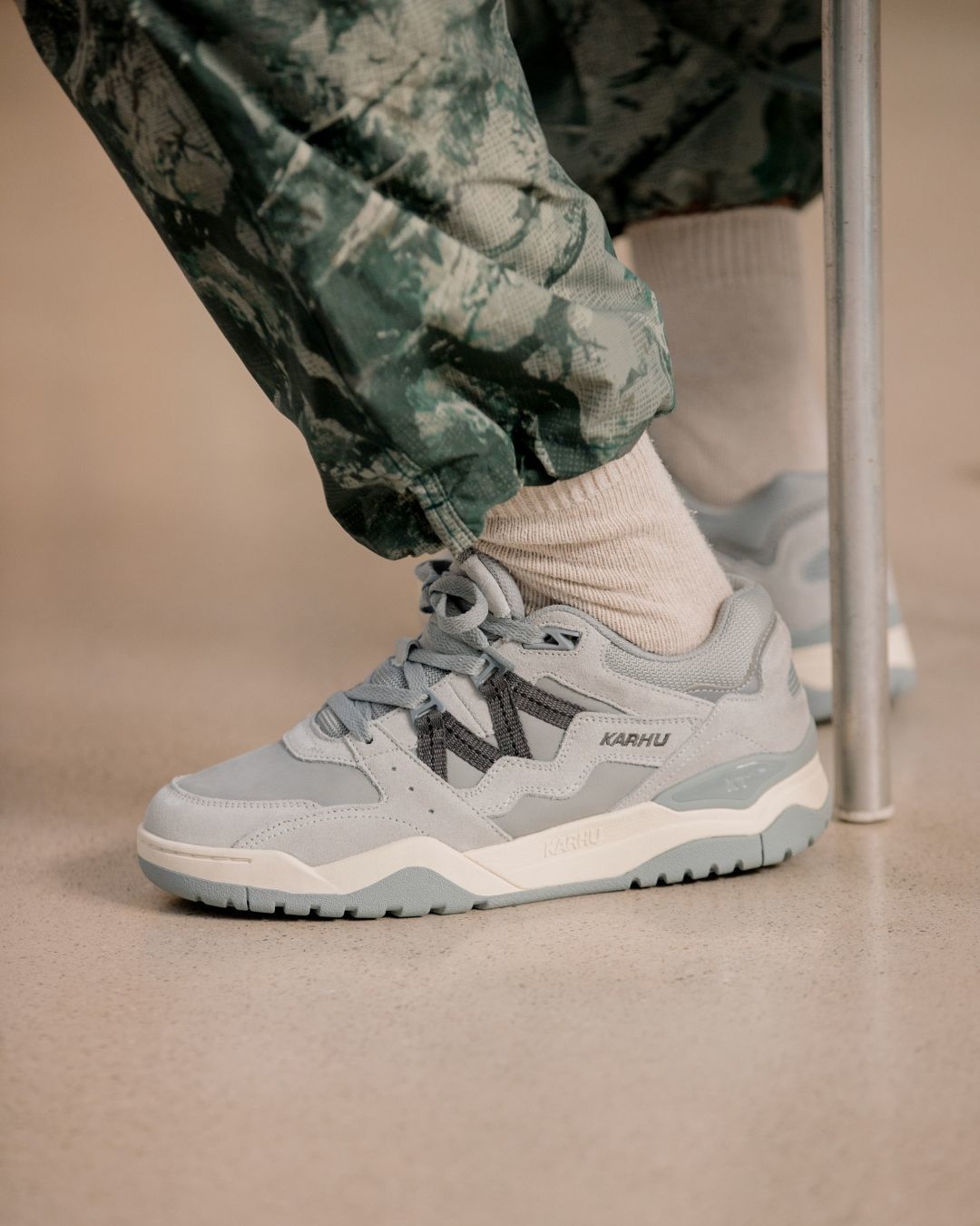 Fusion XT Lunar Rock / Magnet - F8050006 Lifestyle sneakers | Karhu discount