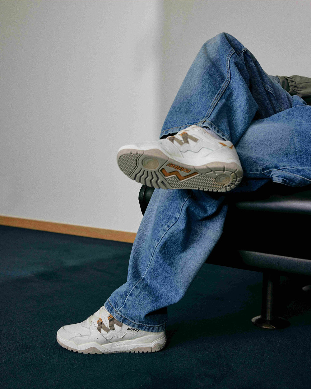 Fusion XT – Blanc de Blanc / Vintage Khaki | Karhu on sale