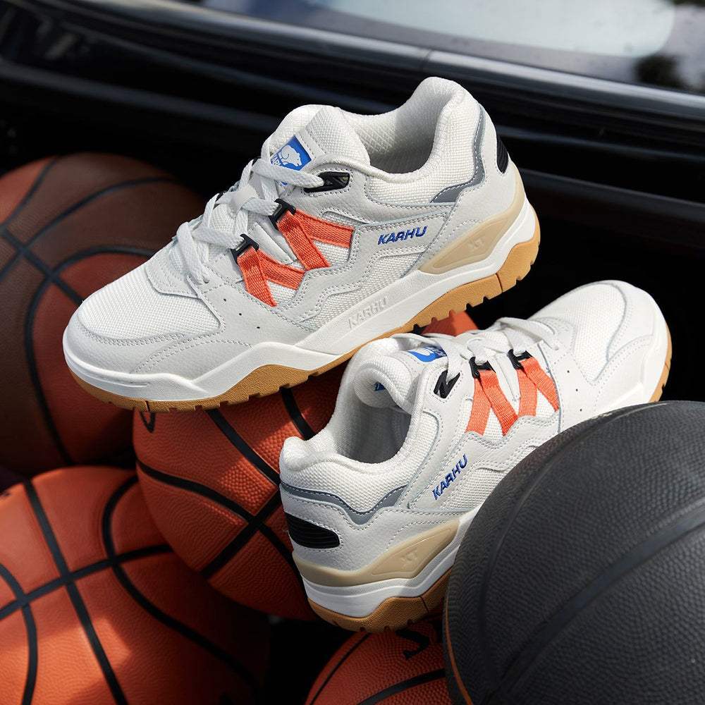 Fusion XT Blanc de Blanc / Nasturtium - Lifestyle sneakers | Karhu near me