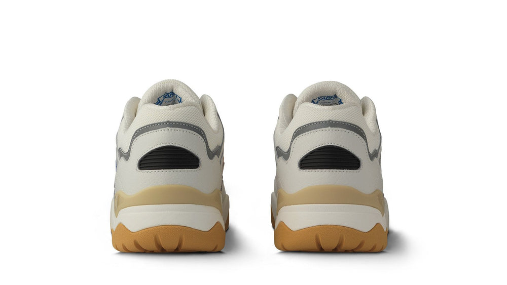 Fusion XT Blanc de Blanc / Nasturtium - Lifestyle sneakers | Karhu near me