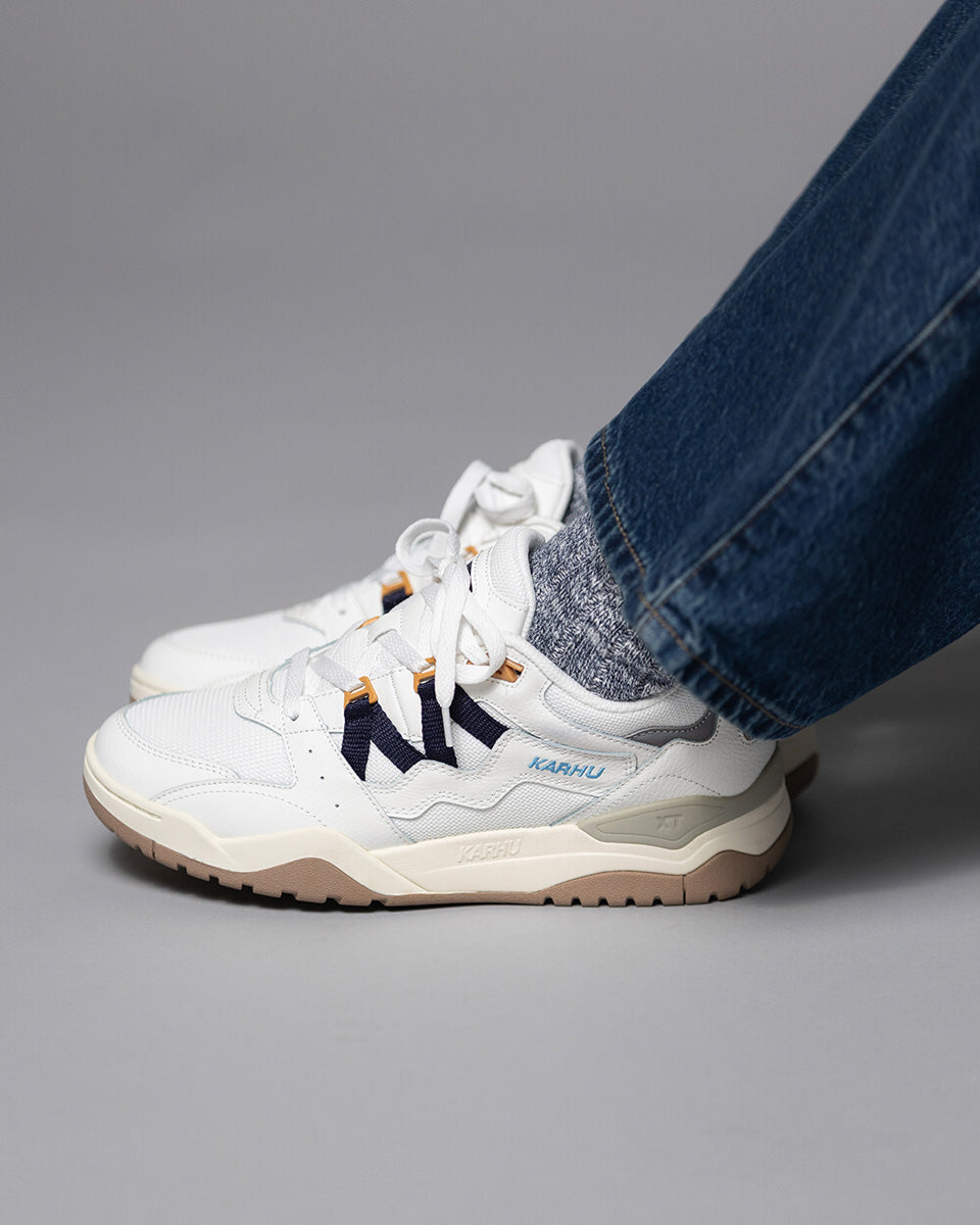 Fusion XT Bright White / Naval Academy - Lifestyle sneakers | Karhu for sale