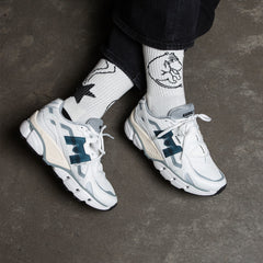 Super Fulcrum White / Deep Navy - Lifestyle shoes | Karhu on sale