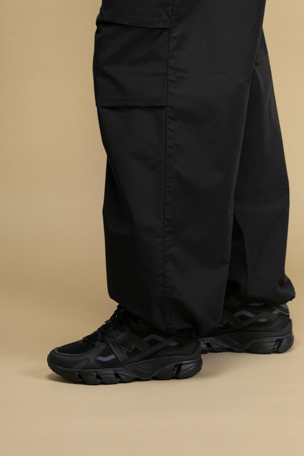 Super Fulcrum Black / Black - Lifestyle sneakers | Karhu for sale
