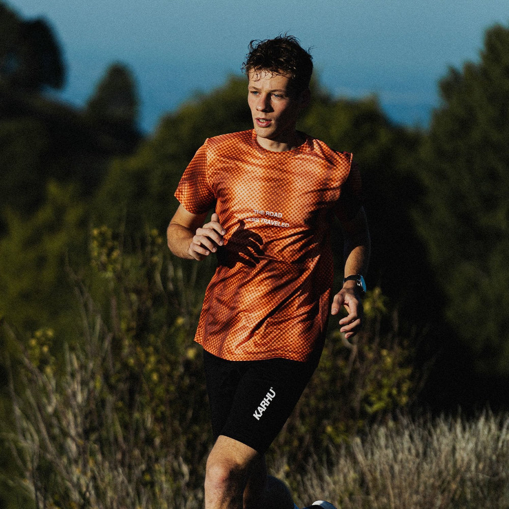 men's running T-shirt orange gradient / white. | Karhu outlet