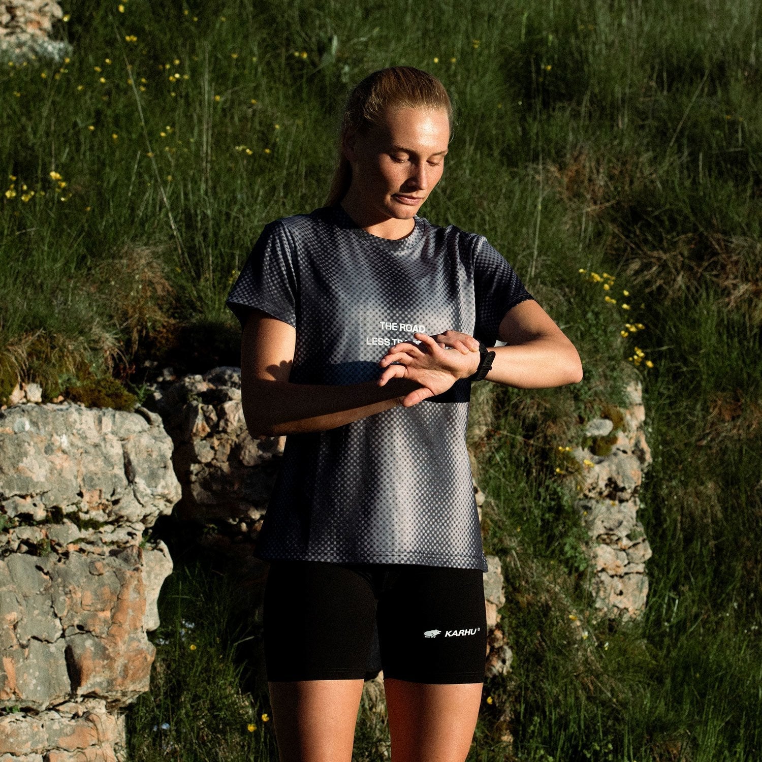 women's running T-shirt Grey Gradient / white | Karhu on sale